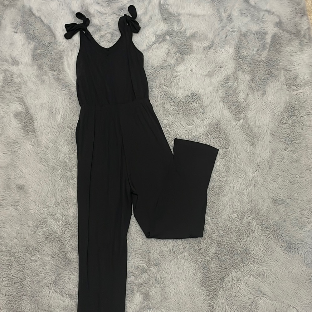 Women’s Strap Adjustable Black Jumpsuit, Size S. High quality stretch material.